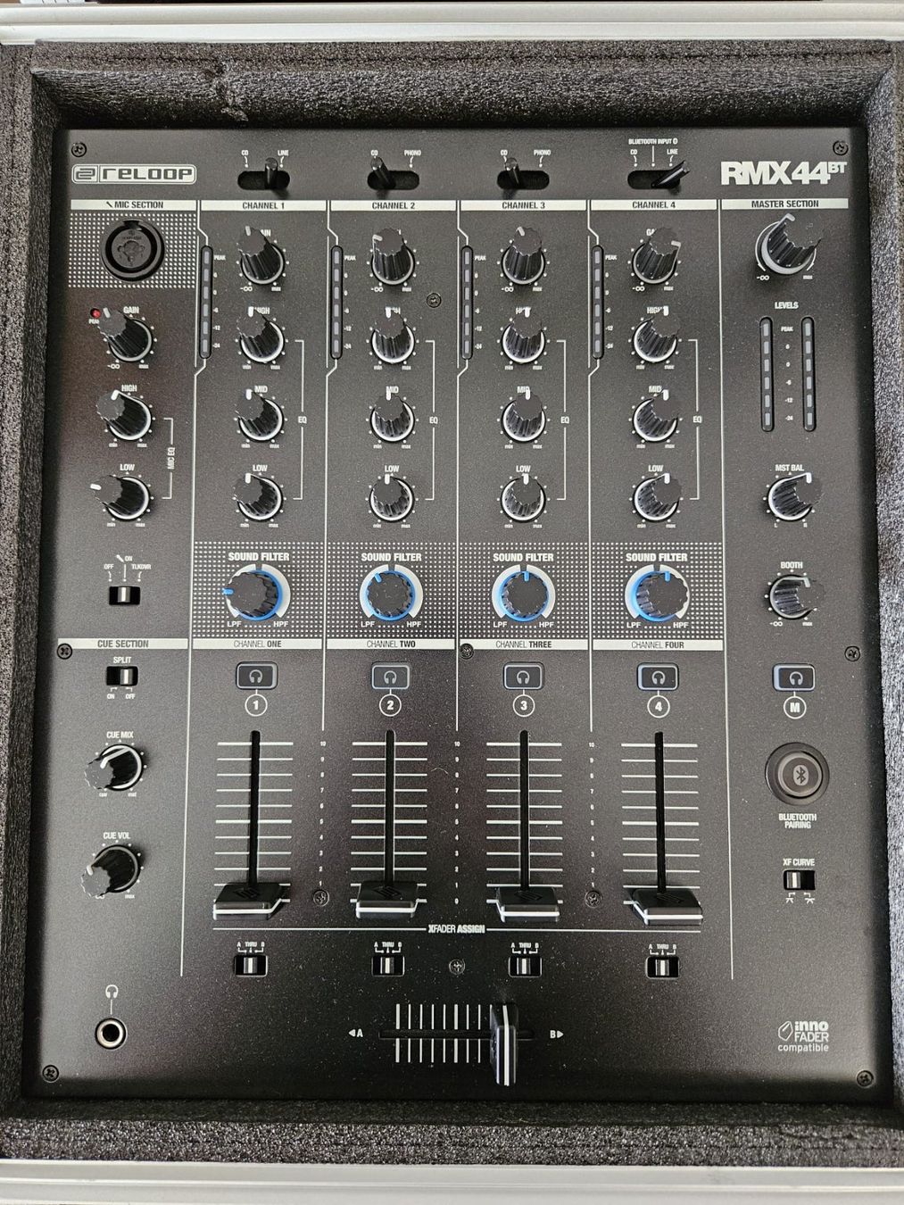 Reloop Console di mixaggio: Reloop RMX 44-BT + Flight-Case – Usato da Altstätten SG venduto da phi_b9y6 1