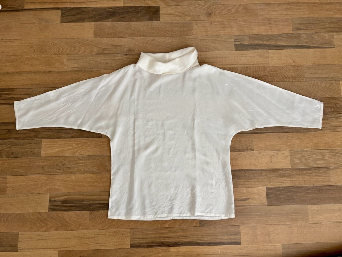 Blusen: Seidenbluse - Gr. M - Super Zustand. – Gebraucht aus Thun von Ajenjo 6