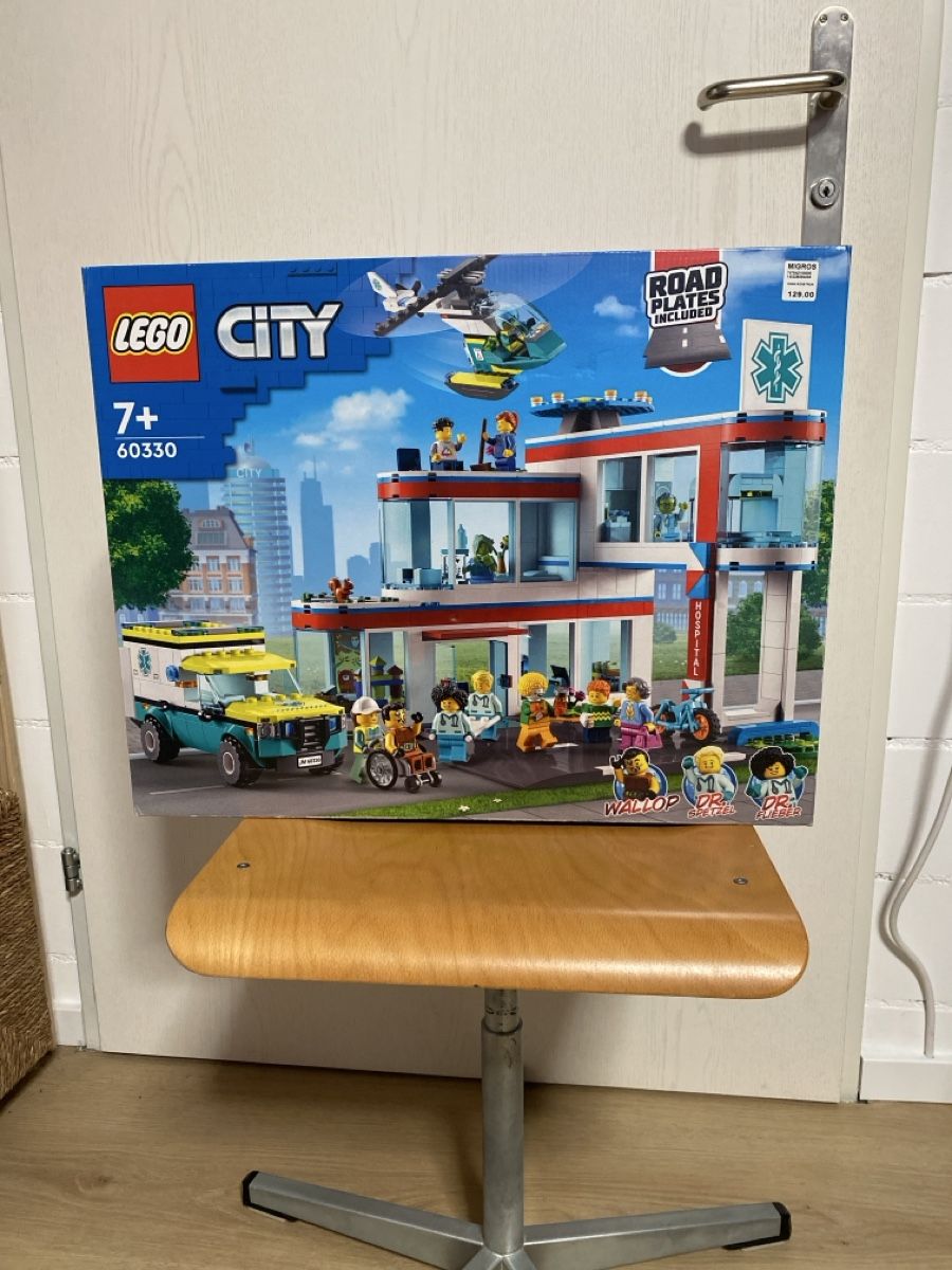 Lego Baukästen: Lego City 60330 Krankenhaus – Neu und originalverpackt aus Gränichen von andi_c