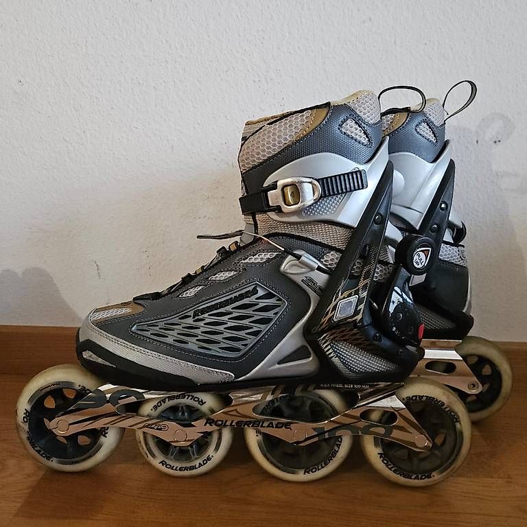 Patins à roul. & inline: Inline Skates, Rollerblade, Gr. 42 – D'occasion à Freidorf TG par Skilehrer01 1