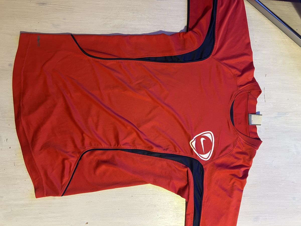 Nike T-Shirts: Vintage - Nike Tiempo S – Gebraucht aus Riedholz von karinadam