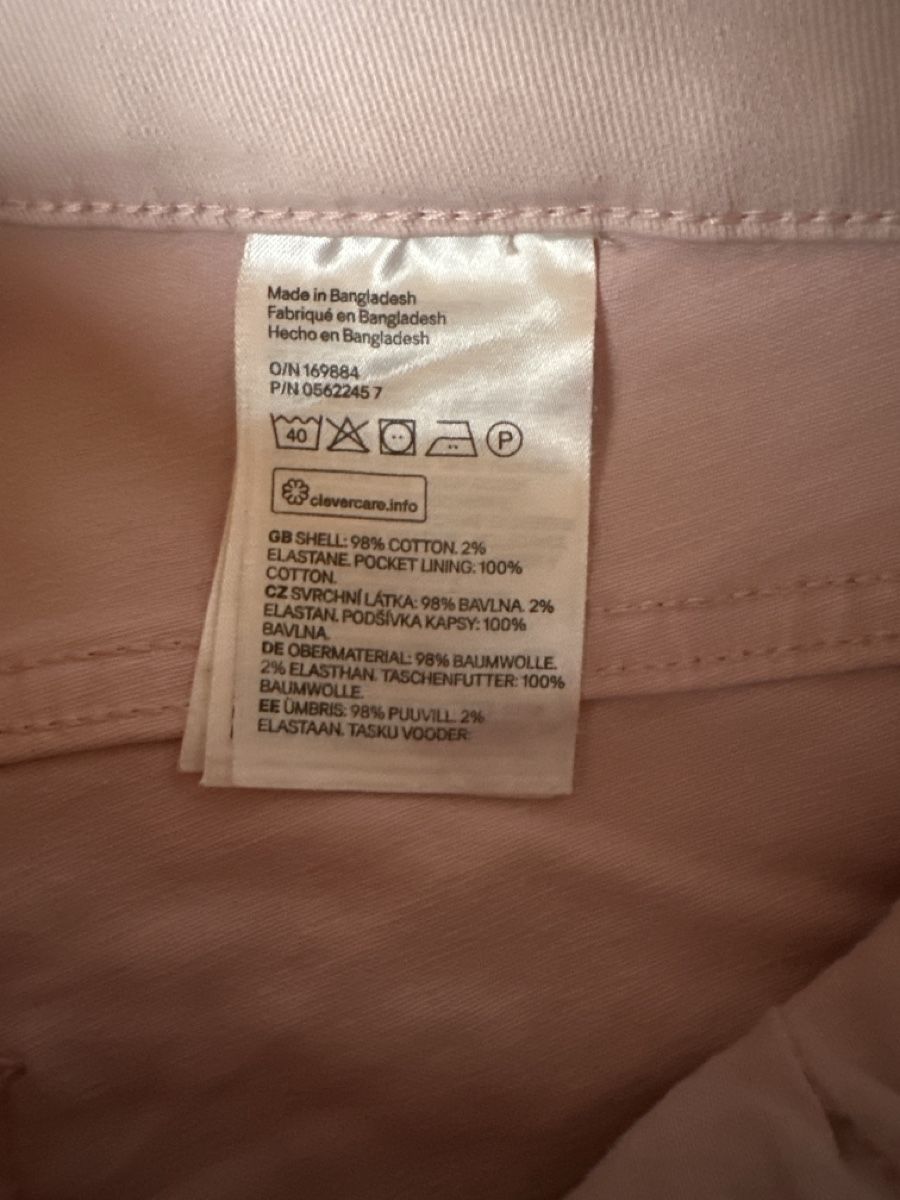 H&M Pantaloni: hellrosa Hose / Jeans von H&M Grösse 36 – Usato da Buchs AG venduto da Dasmusstduhaben 2