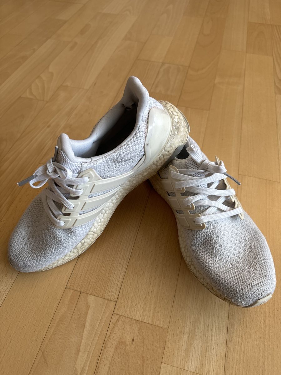 Scarpe da uomo: Adidas Ultra Boost, Gr. 42 2/3 weiss – Usato da Abtwil SG venduto da ale2002 2