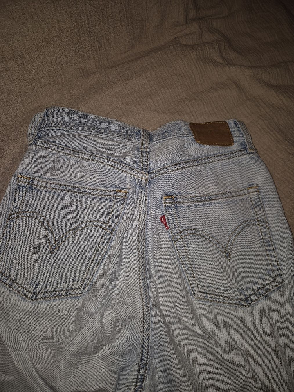 Levi's Jeans: Jeans Levis taille 34 – D'occasion à Puplinge par melodiieee 3