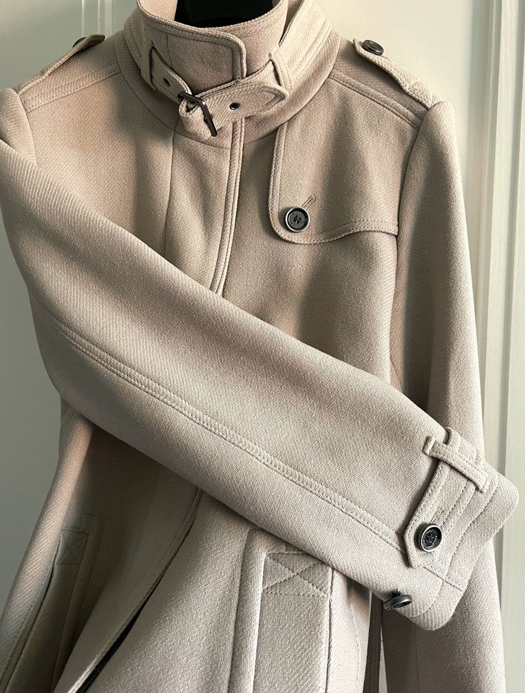 Burberry Cappotti: Burberry Brit wool-cashmere blend coat – Usato da Zürich venduto da aliiix 4