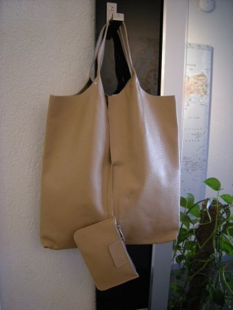 Tolle echt Leder Schultertasche Tasche cognac B/H 38x40cm