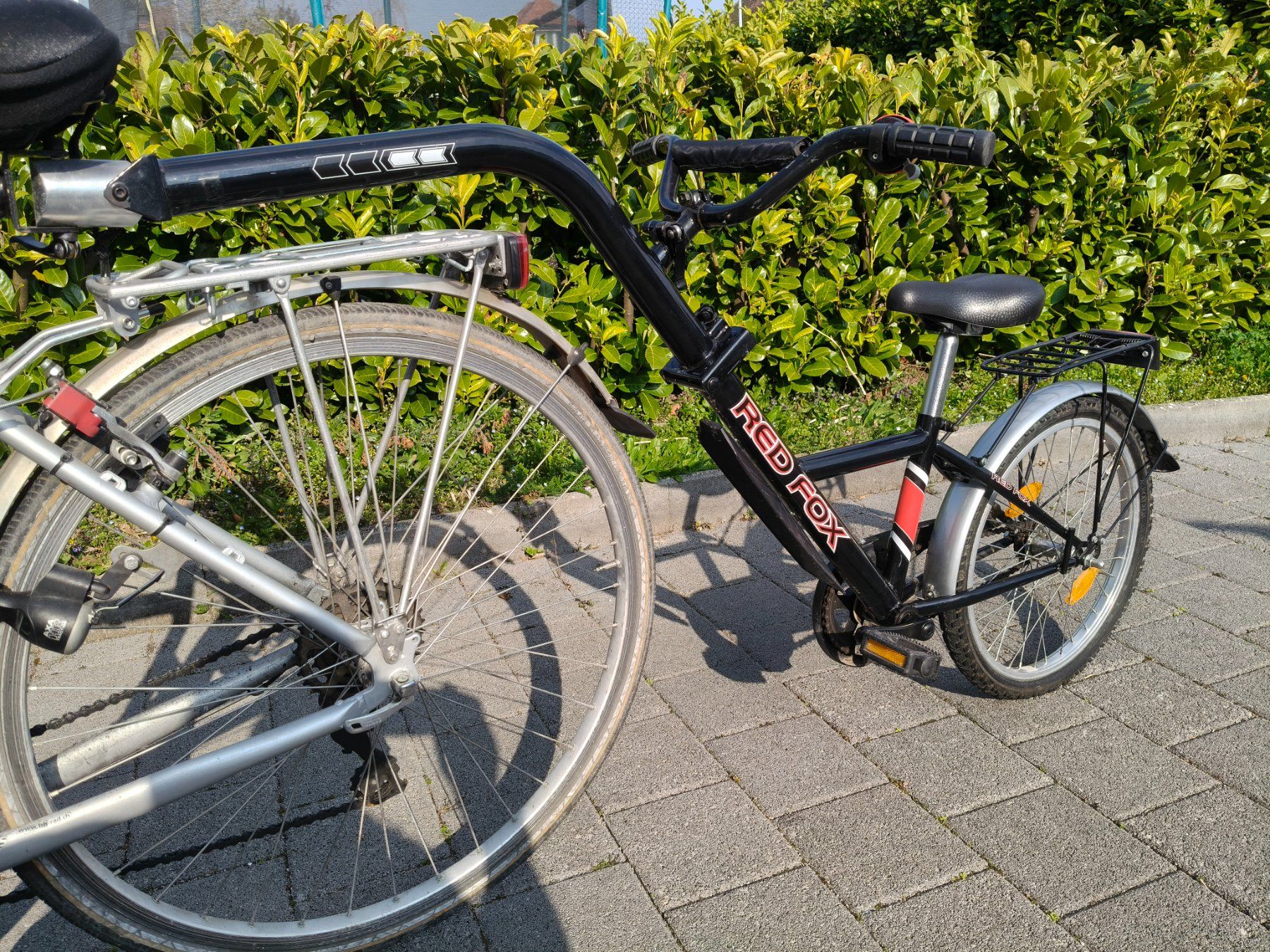Véhicules pour enfants: Red Fox Schattenvelo / Kinder-Nachläufer – D'occasion à Rümlang par hed_kz9w 1