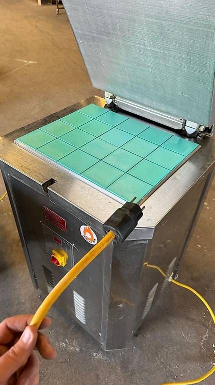 Tutte le macchine: Teigteilmaschine NV 20 – Usato da Brugg AG venduto da lali88 6