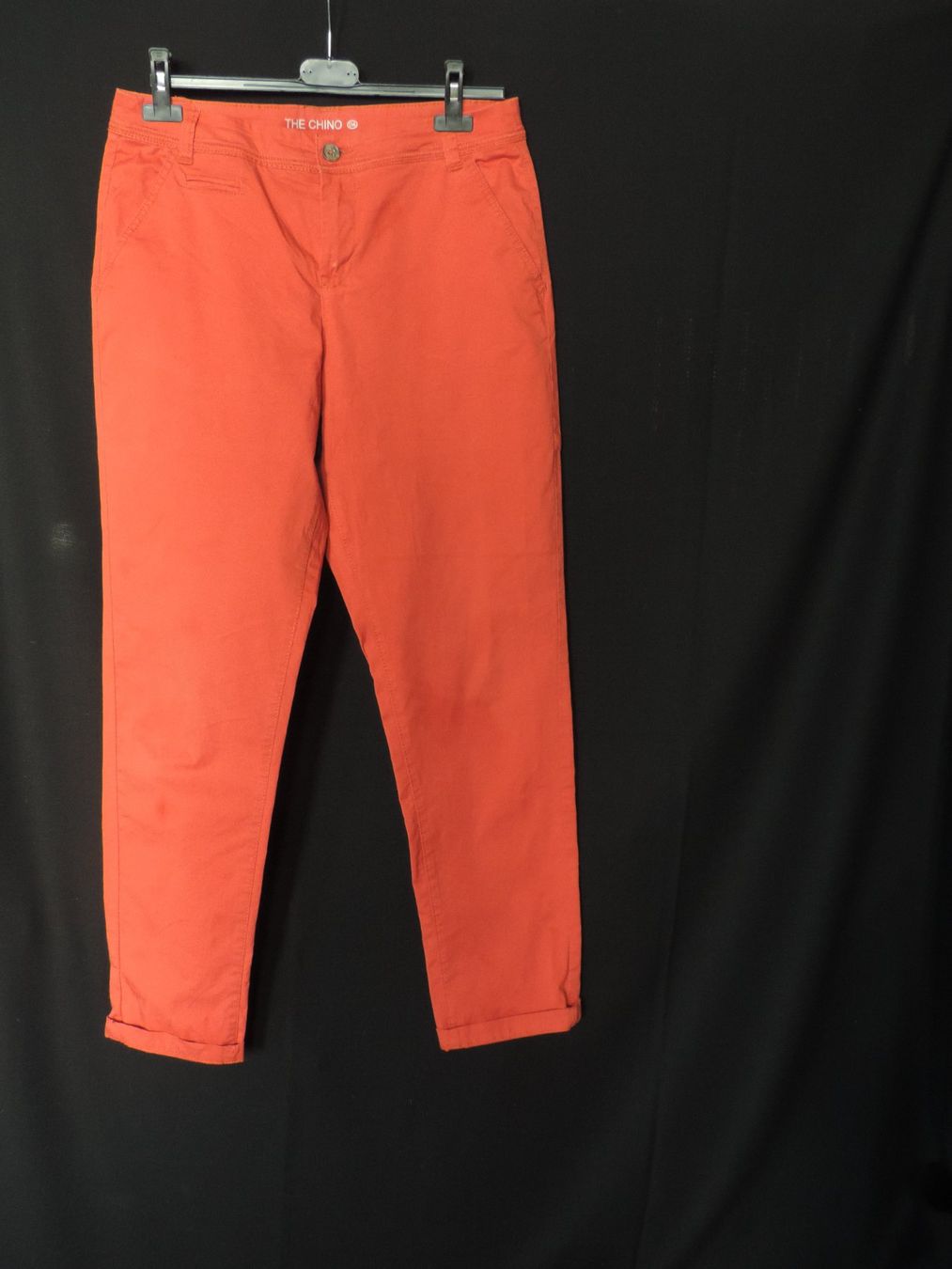 Pantaloni: Pantalon Chino rouge pale – Usato da Genève venduto da Axelle333 1