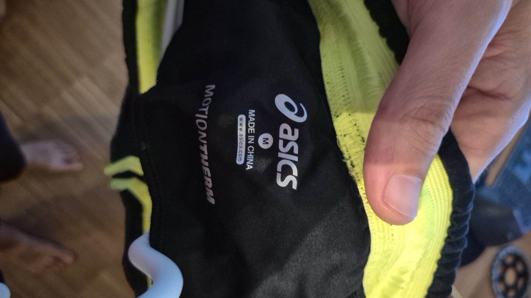 Asics Hosen: Asisc lange Laufhose – Gebraucht aus Regensdorf von fjuzl 2