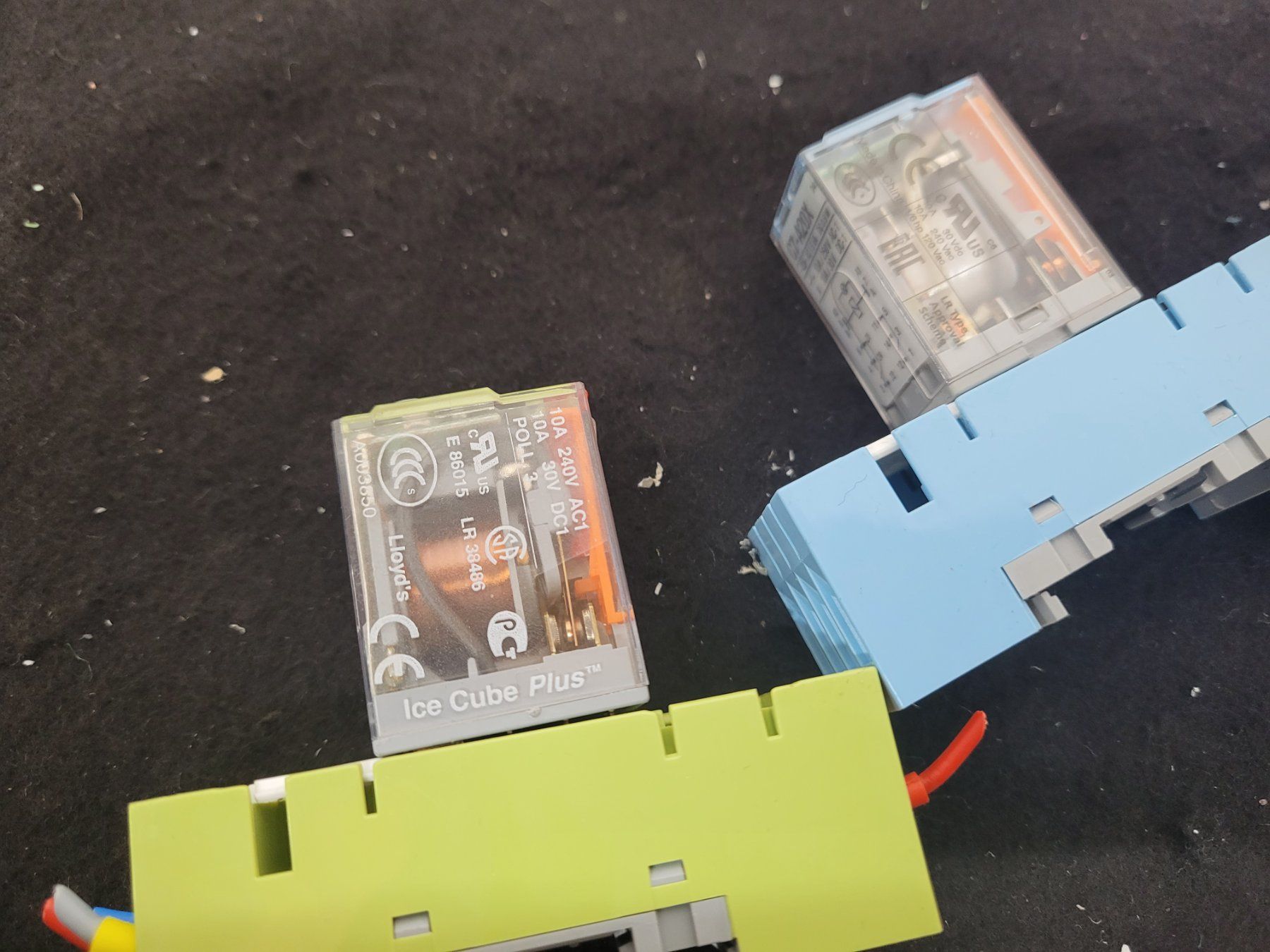 Elektronikbauteile: 5 Stück - Comat C7 - A20X - AC230V – Gebraucht aus Vitznau von Vitznau84 4