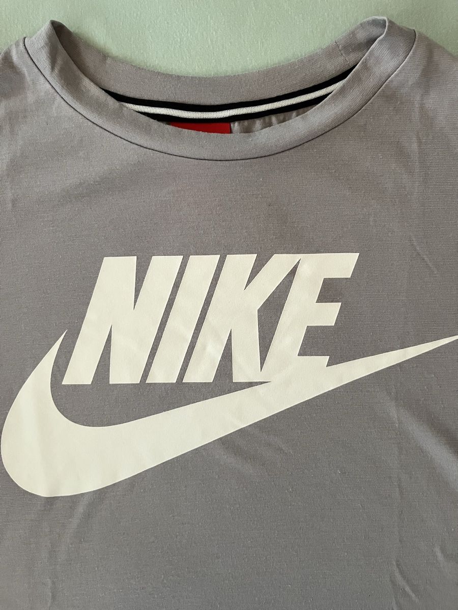 Nike T-Shirts: Tshirt – Gebraucht aus Möhlin von eny_lsk7 1