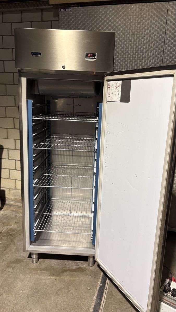 Congelatori: Gastro Tiefkühlschrank Electrolux  – Usato da Wohlen AG venduto da Moh80 7