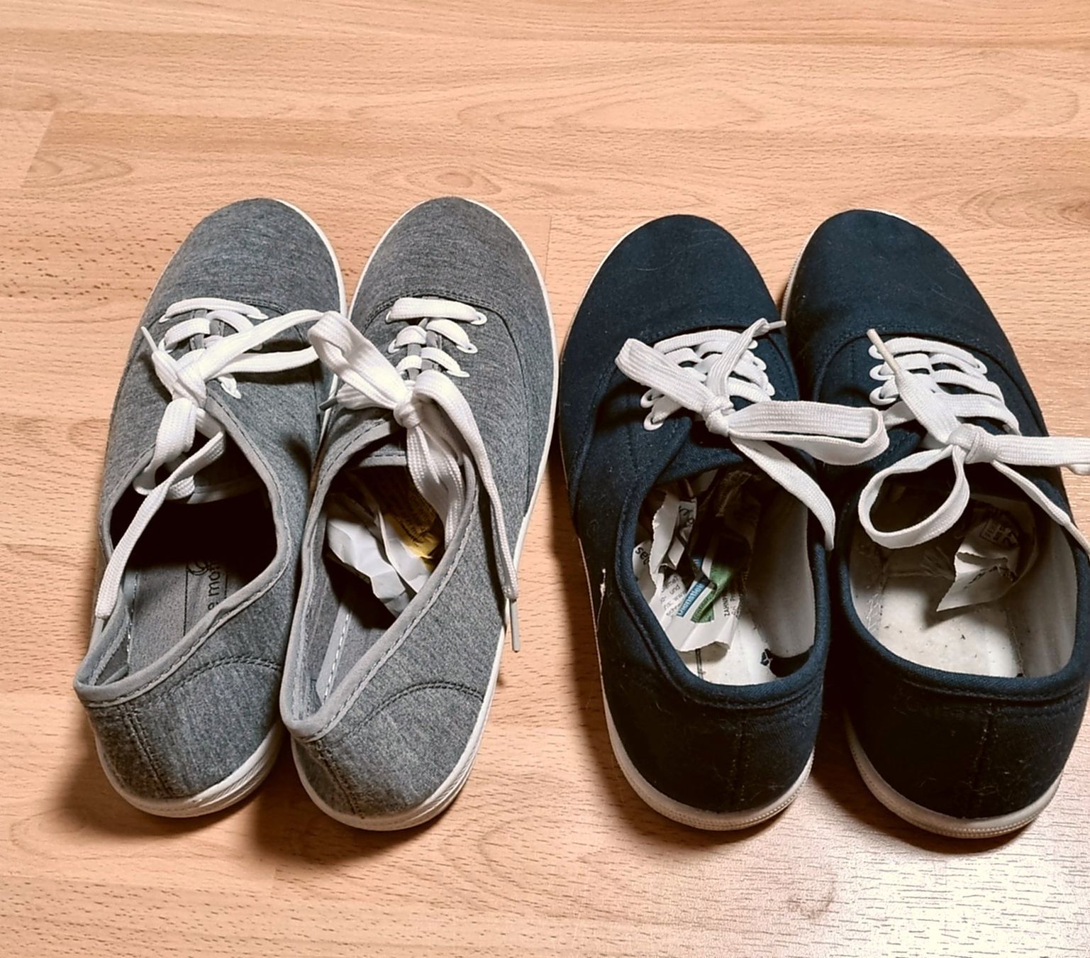 Damenschuhe: 2 Paar Stoffsneakers Gr. 40 blue motion – Gebraucht aus Effretikon von lenalisa63 1