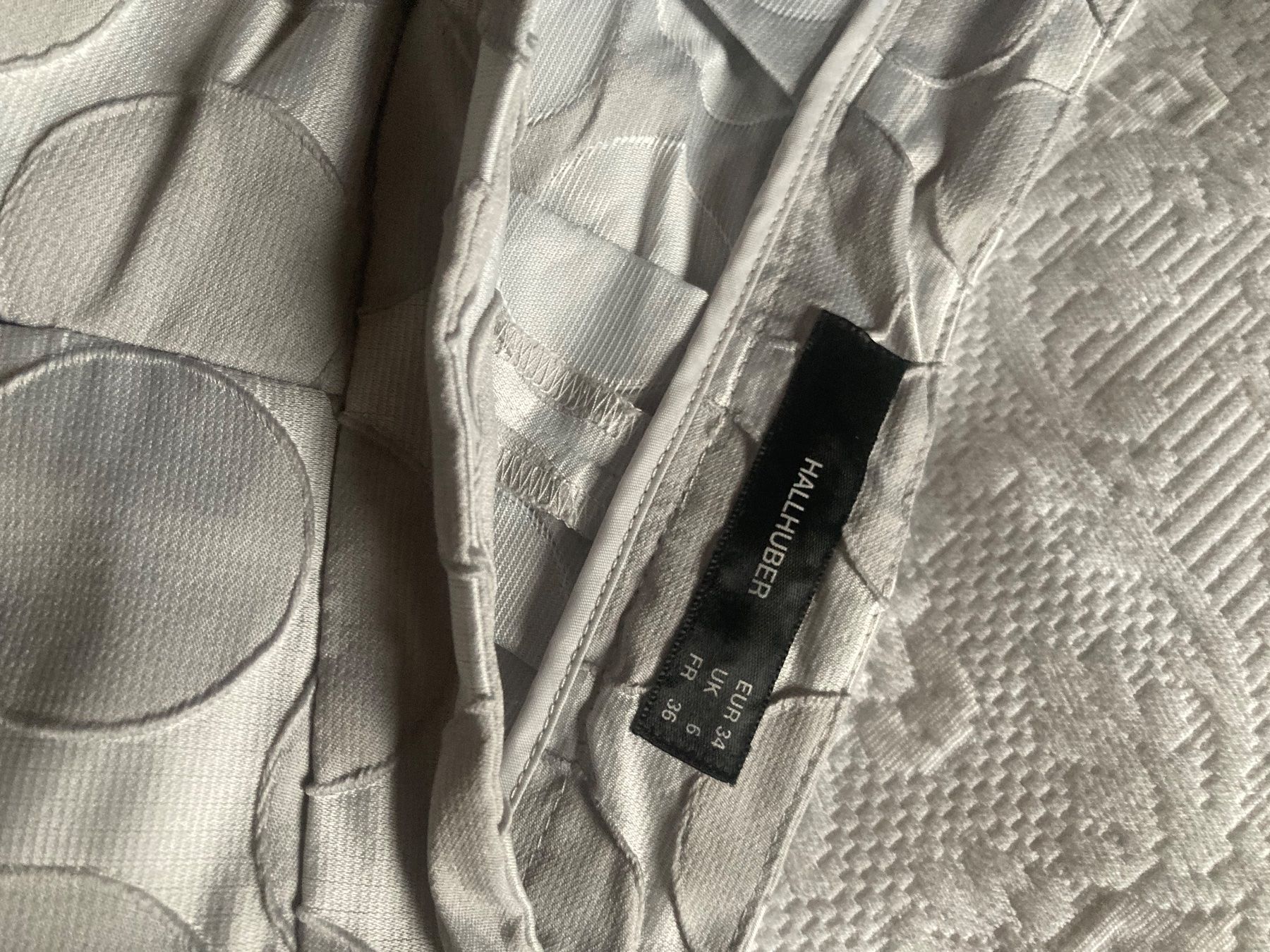 Hallhuber Röcke: Hallhuber Skirt - Polka Dots Grey – Gebraucht aus Luzern von AM2nd 3