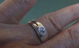 Ring 925 Silber mit synthetischem Stein