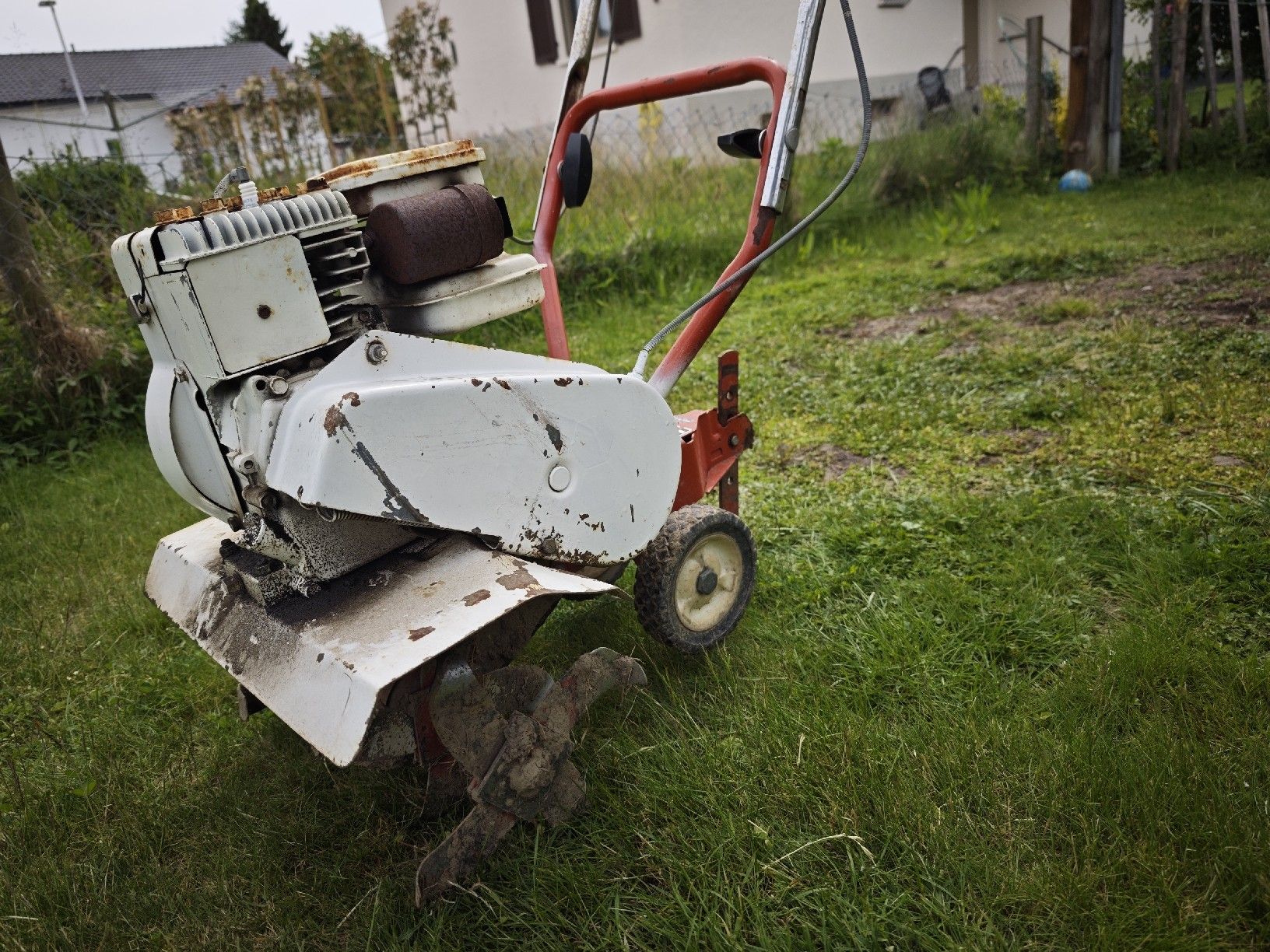 Alle Maschinen: Bodenhacke – Gebraucht aus Hunzenschwil von Nidecker5 2