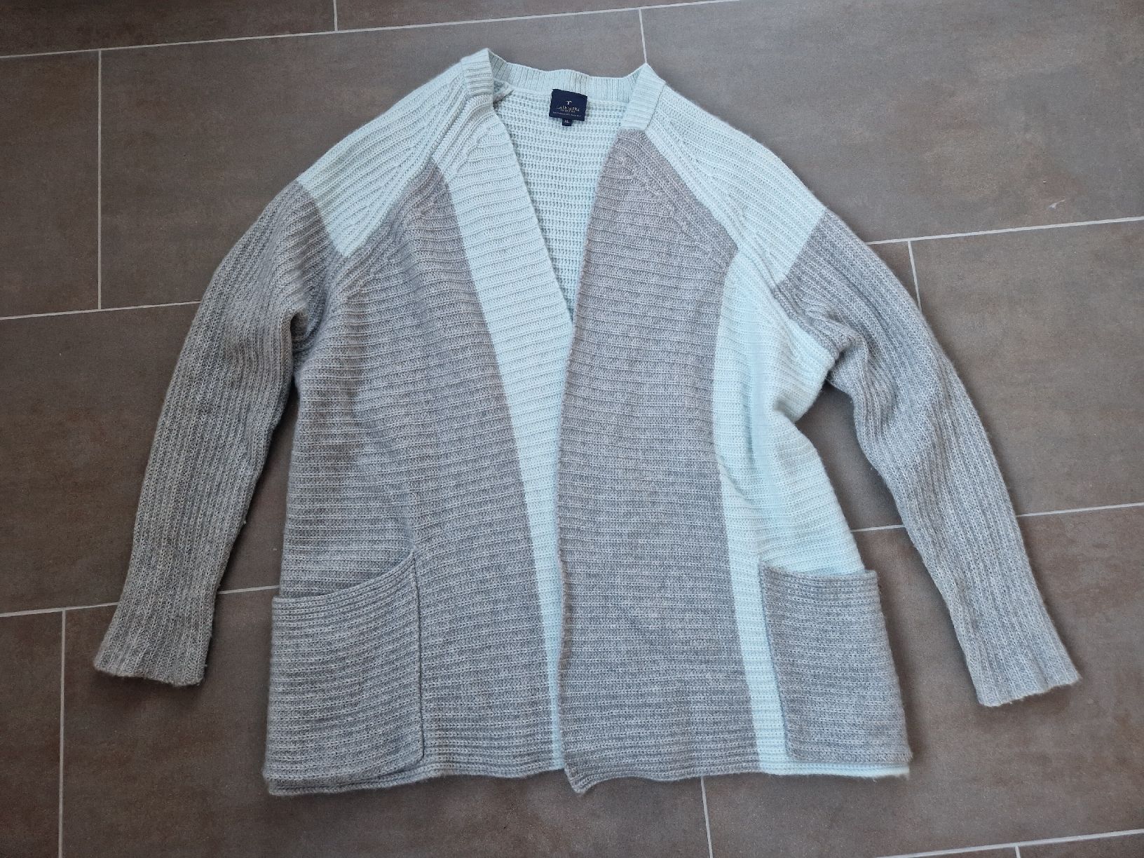Giacche: Strickjacke Cashmere Merino XL – Usato da Lichtensteig venduto da Cocabana_16
