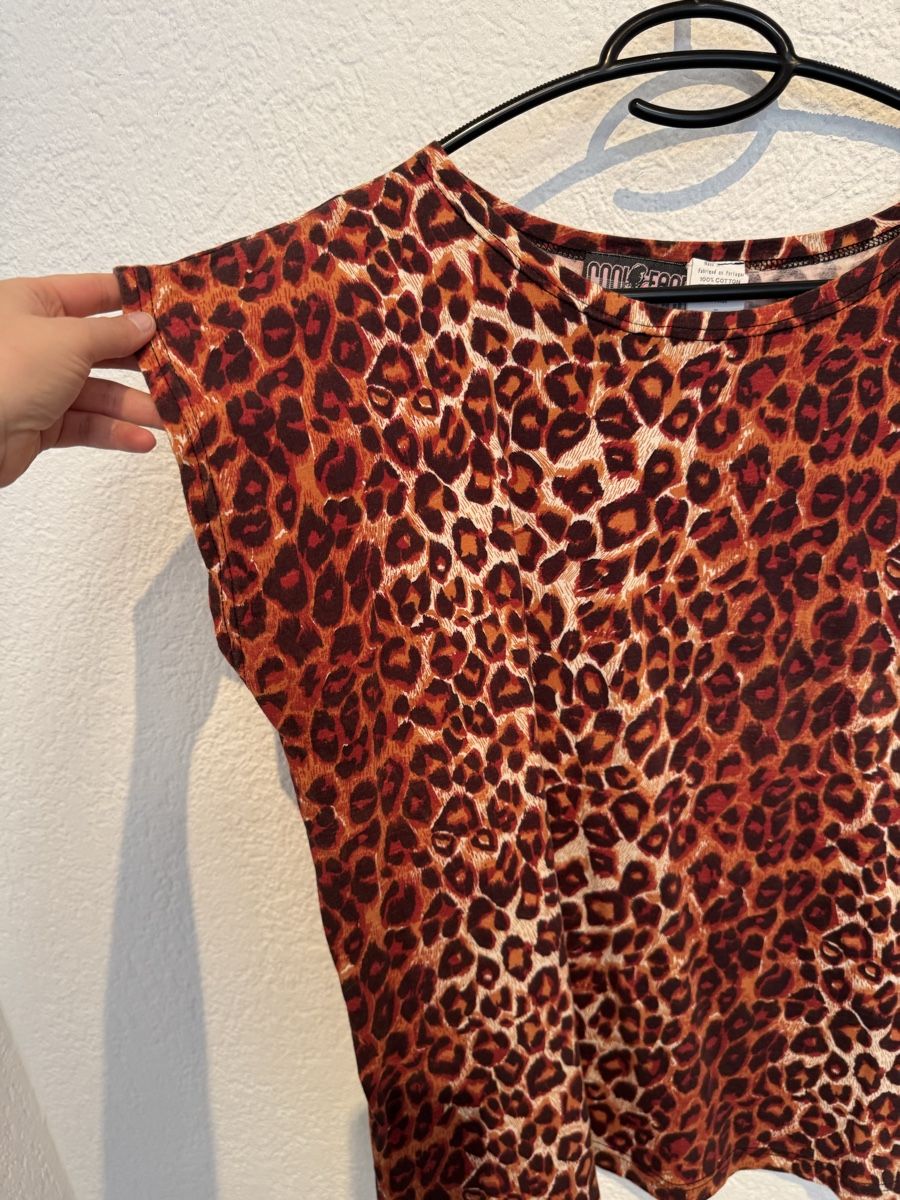 T-Shirts: Vintage Shirt leo oversized Gr. M – Gebraucht aus Fislisbach von KolibriSecondhand 2