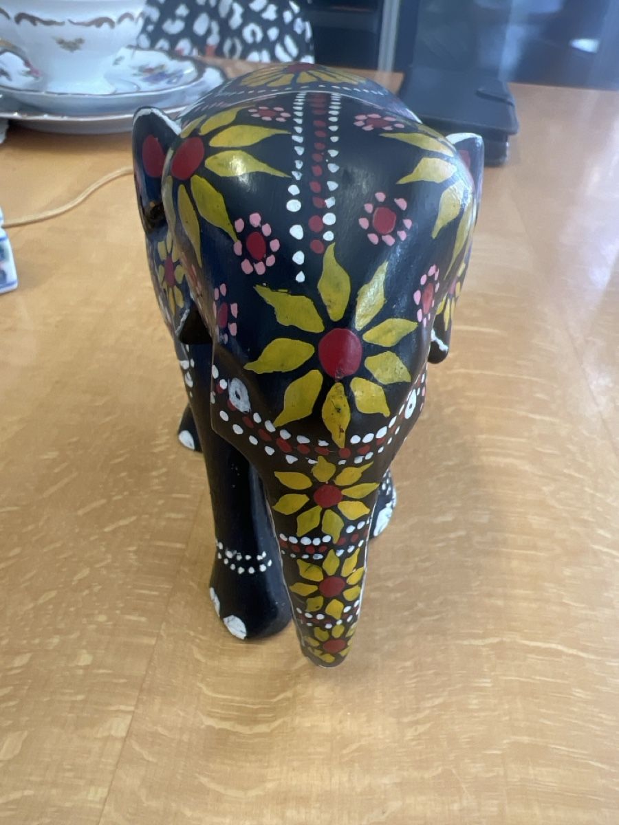 Figurines: Handbemalte Deko Elefant Dekoartikel,  – D'occasion à Rorschach par TrendyDeals 1