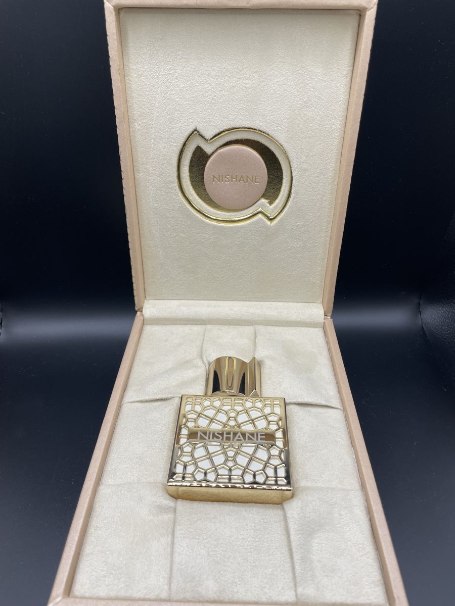 Nishane Profumi & Eau de Toilette: Nishane - Hacivat Oud  50ml – Usato da Frenkendorf venduto da Sakima1 2