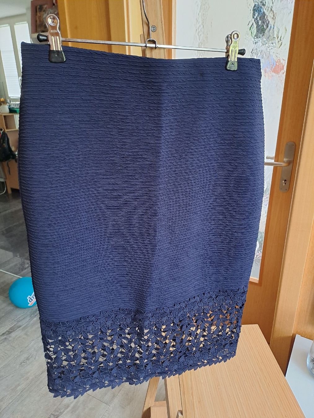 Röcke: Rock marineblau Grösse 40 Spitze Saum – Neu (gemäss Beschreibung) aus Rickenbach LU von bishiida