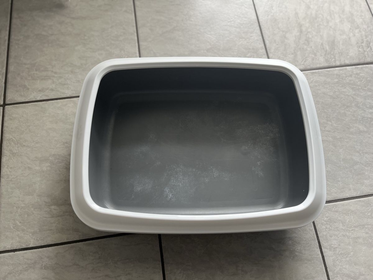 Qualipet WC: Katzentoilette Savic Iriz 50 mit Säcke – Gebraucht aus Dulliken von VaSha