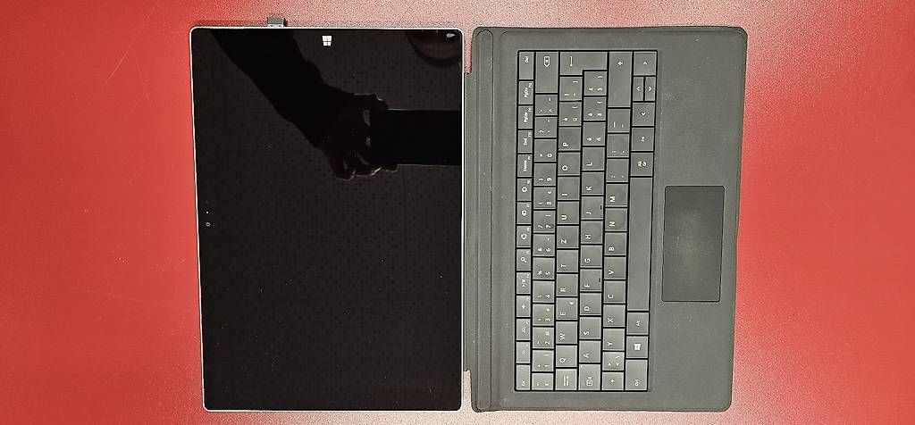 Docking station: Surface Pro 3 + Dockingstation Defekt – Usato da Glattpark(Opfikon) venduto da sevcan-b 1