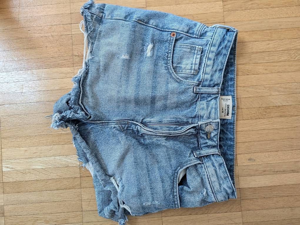 Hosen: Shorts Päckli grösse 36 / S – Gebraucht aus Luzern von Laraelena 4