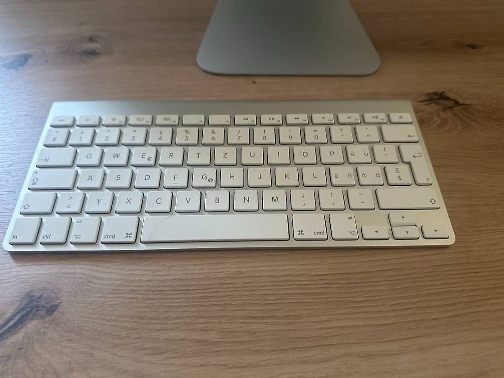 Apple iMac 21.5