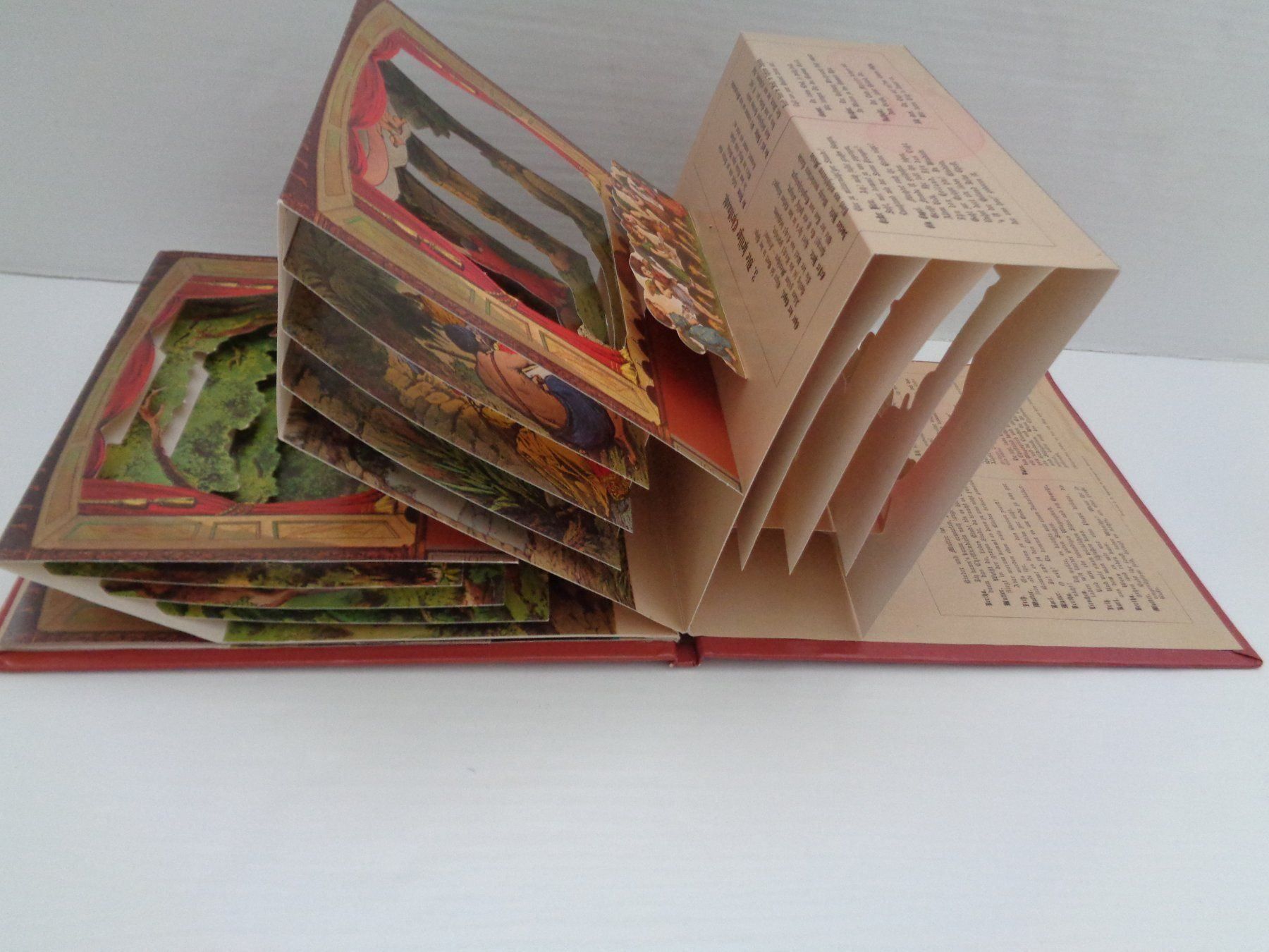Libri: Theater-Bilderbuch mit 4 Scenen - 1978 – Usato da Chur venduto da omonia 5