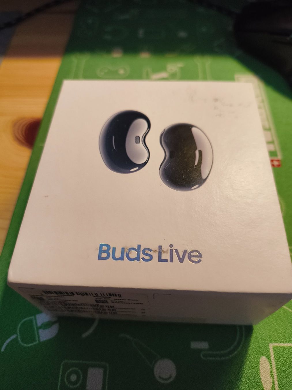 Samsung Cuffie: SAMSUNG Galaxy Buds Live, Mystic Black – Nuovo (secondo la descrizione) da Zürich venduto da Finale7
