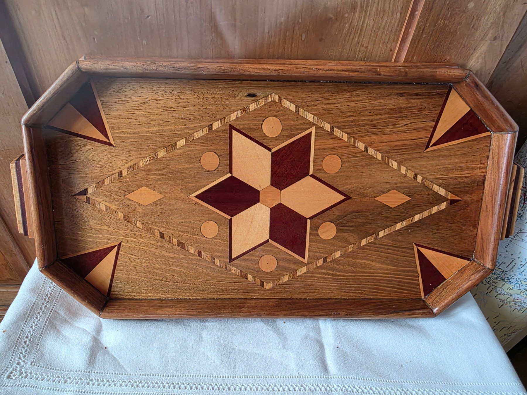 Plateaux: Vintage Serviertablar Intarsien Holz Tablett – D'occasion à Walterswil BE par Lonitti 8