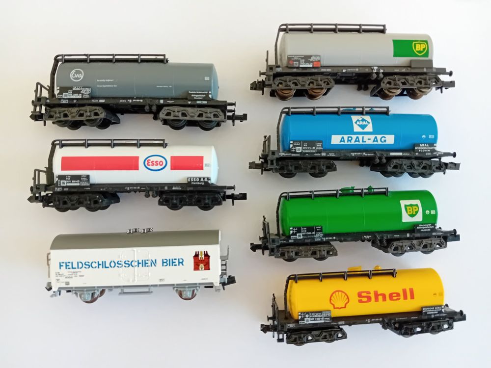 Trix Modellini di ferrovie: Rollmaterial, Schienen und Fahrregler zu Modellbahn Spur N – Usato da Glattfelden venduto da Halmi_2 2