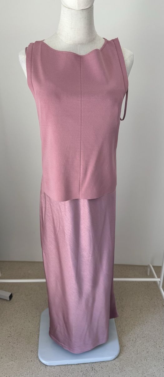 Ted Baker Robes: Ted Baker MACHAR 2-in-1 Satinkleid & Stricktop Rosa  – Neuf avec emballage d'origine à Zürich par di_archive 1