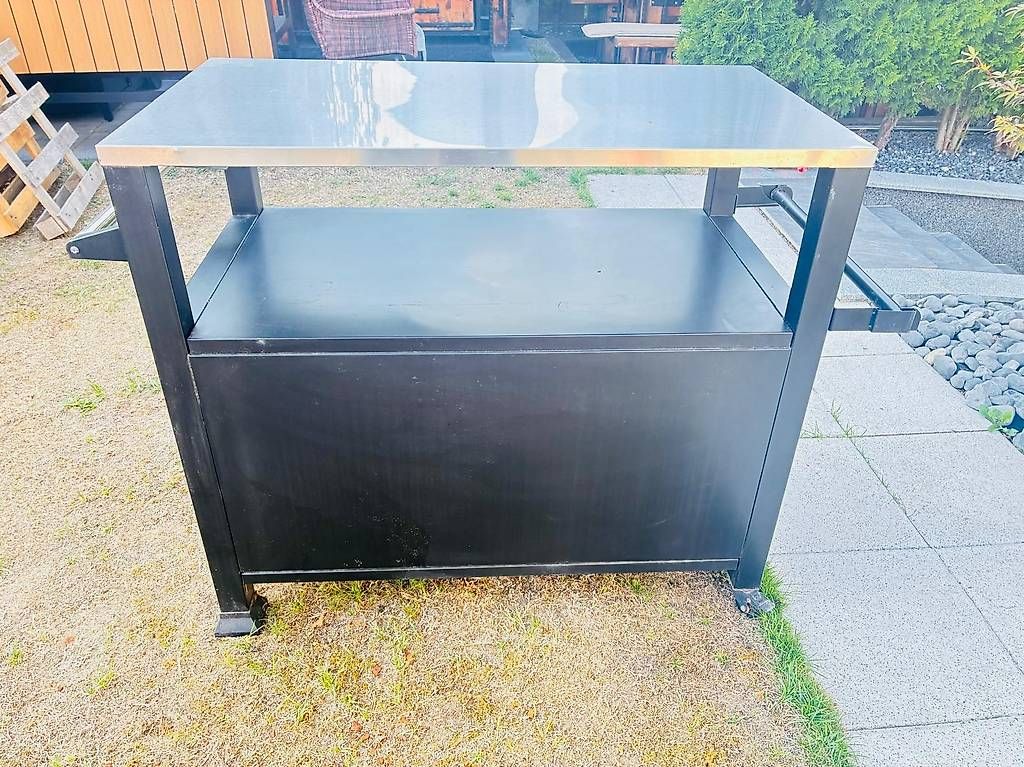 Tische: Grill Beistelltisch Garten  – Gebraucht aus Obergerlafingen von Nismo08 1