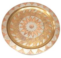 Tablett aus Messing - Plateau en laiton