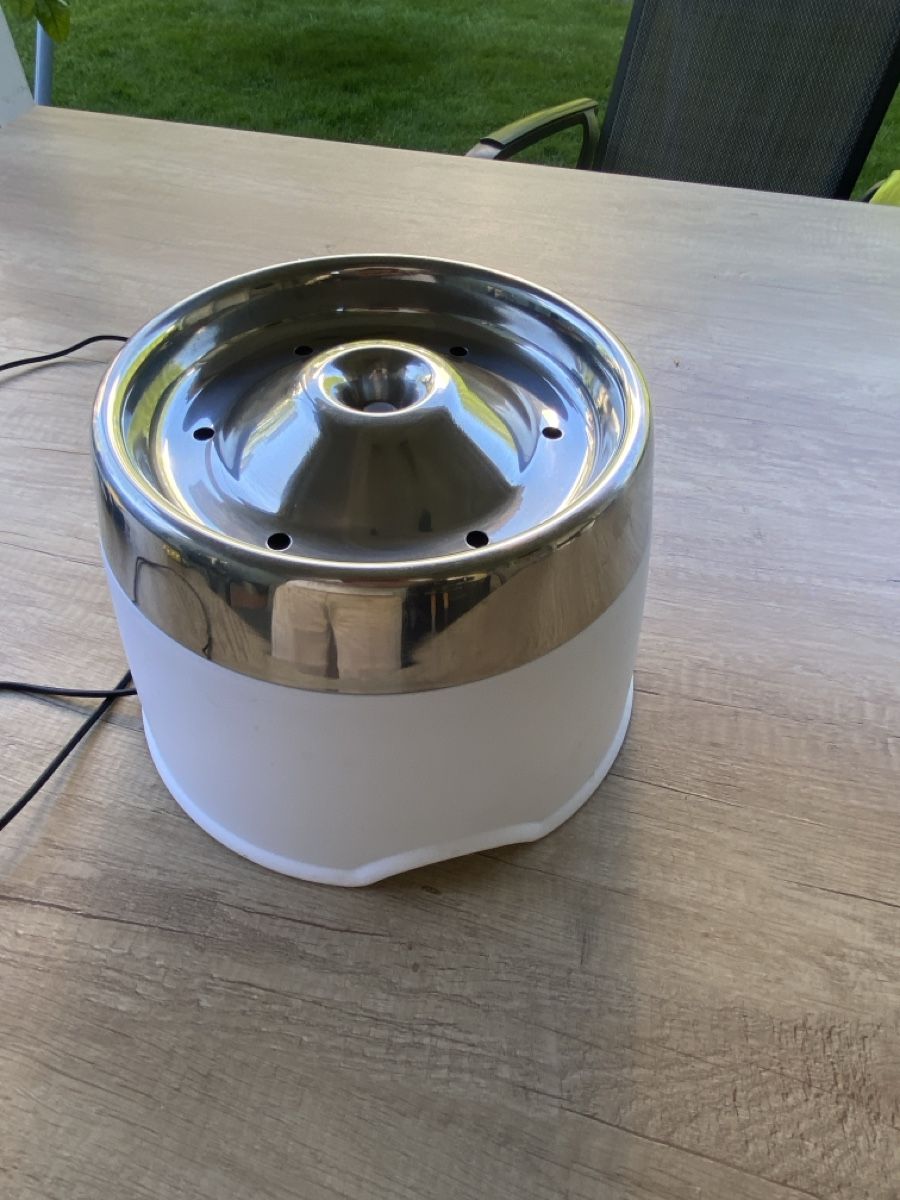Stagni & Fontane ornamentali: Trinkbrunnen Edelstahl – Nuovo (secondo la descrizione) da bütschwil venduto da dd03