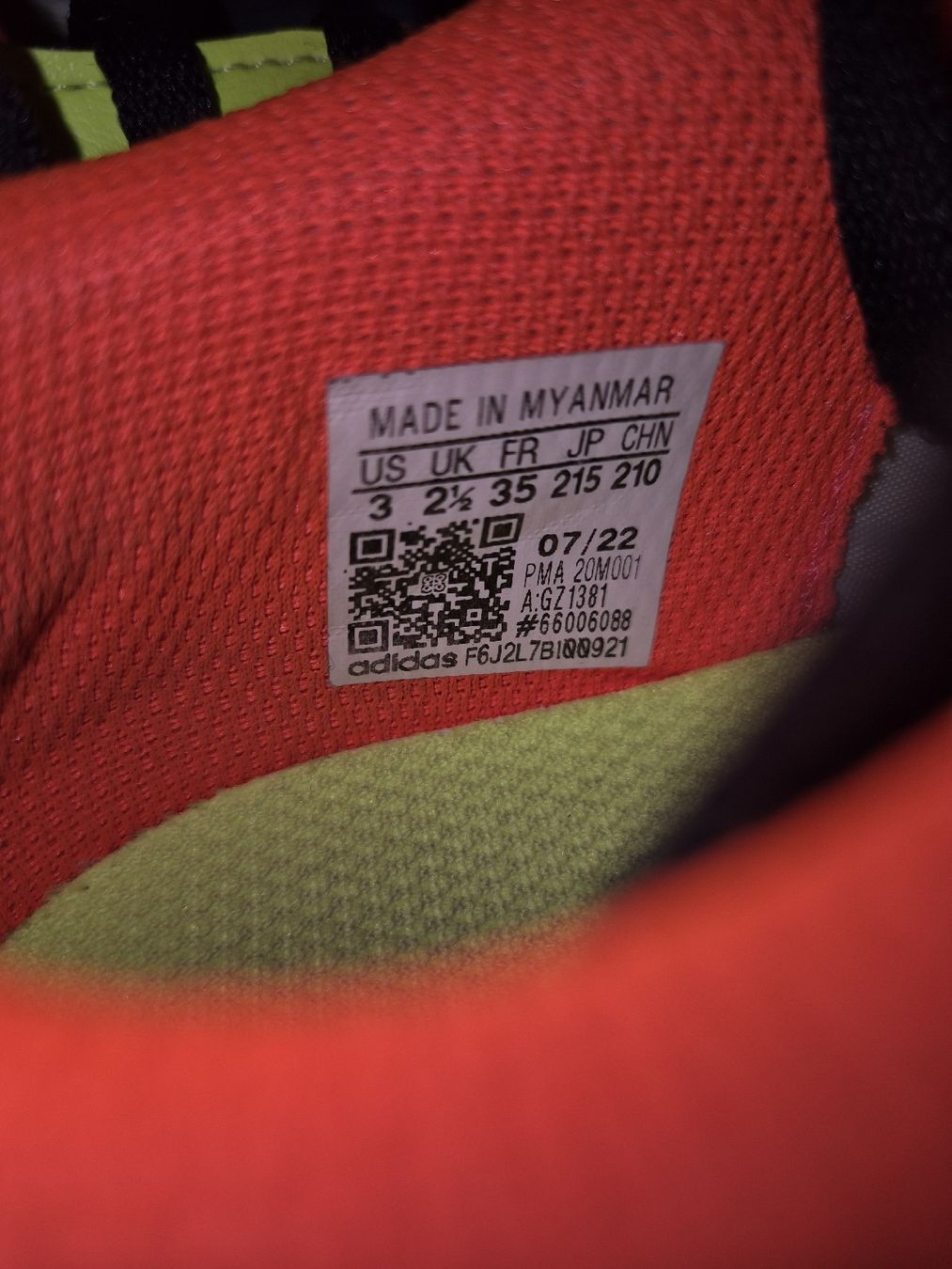 Adidas Scarpe per ragazzi: Adidas Hallenschuhe Gr. 35 – Usato da Altendorf venduto da caj_hry2 5