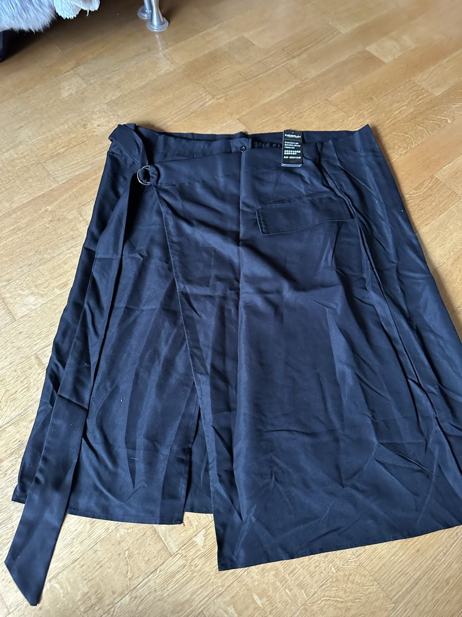 Sonstige Herrenmode: Herren Rock Kilt Schwarz – Neu (gemäss Beschreibung) aus Bern von Ruhrallee