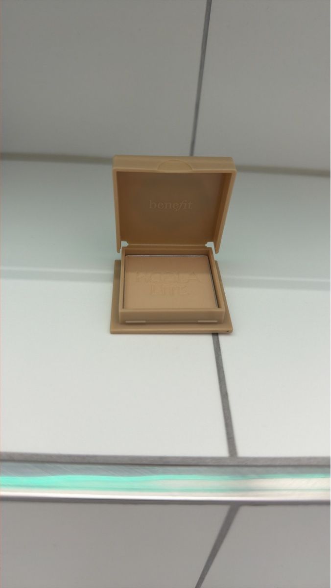 Benefit Maquillage: Benefit Mini Hoola Lite – D'occasion à Müllheim Dorf par Di.di90