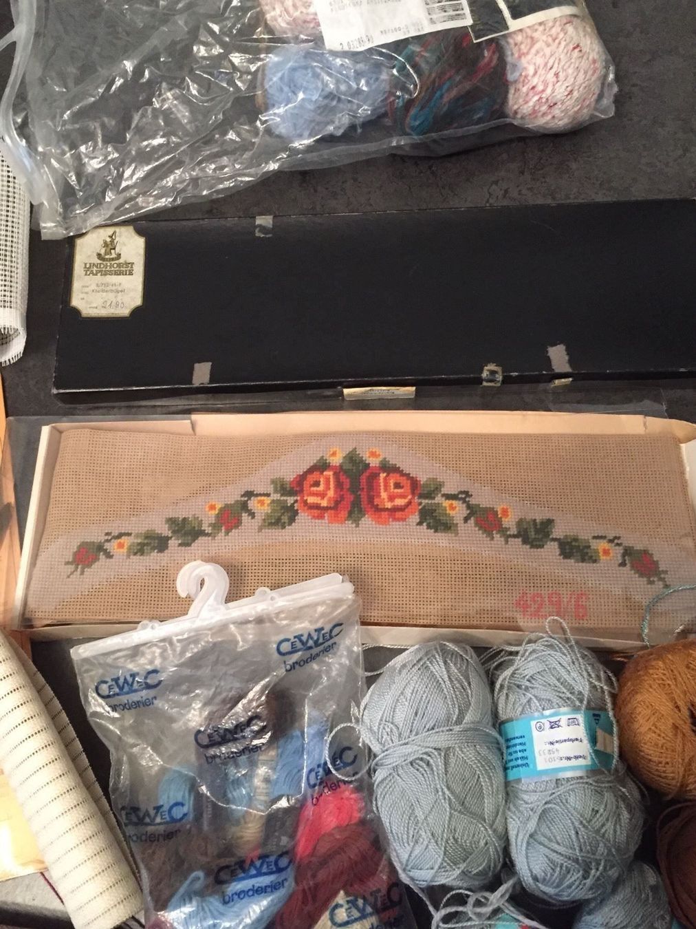 Lana: Diverse farbige strickwolle – Usato da Zürich venduto da Maria_Felicina 2