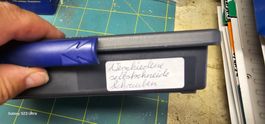 Schrauben assortiert in Aufbewahrungsbox, verschiedene Typen