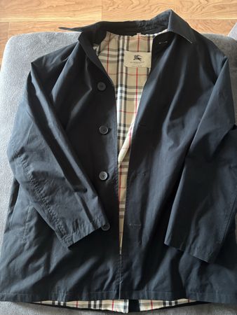 Burberry London Mantel schwarz kariertes Innenfutter