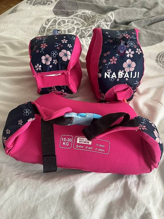 Schwimmwesten: Gilet de natation – Gebraucht aus Cugy FR von mcm_c89l 1