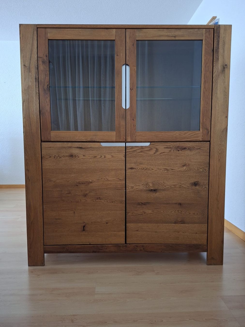 Vitrinen: Vitrine aus Holz – Gebraucht aus Lützelflüh-Goldb von Darkhauser