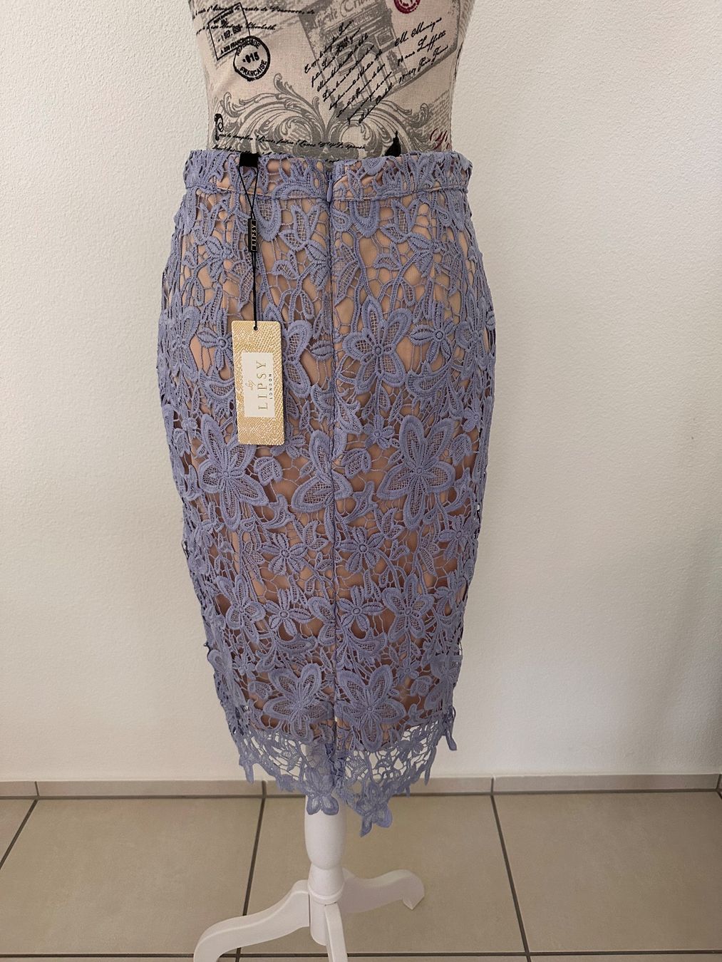 Gonne: Lipsy Rock Grosse 38 – Nuovo e nell'imballaggio originale da Alpnach Dorf venduto da ljusja 1