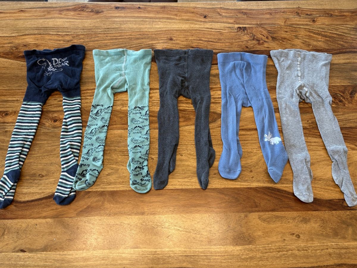 Altro abbigliamento per bambino: Kinder Strumpfhosen im Set  – Usato da Goldau venduto da kco_2696