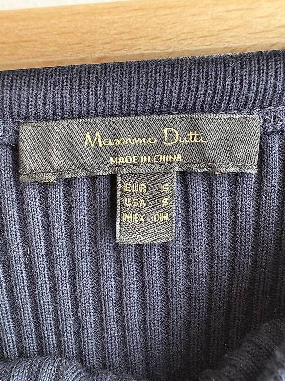 Top: Massimo Dutti Ripp-Top Navy Gr. S – Usato da Schaffhausen venduto da Miorajah 4