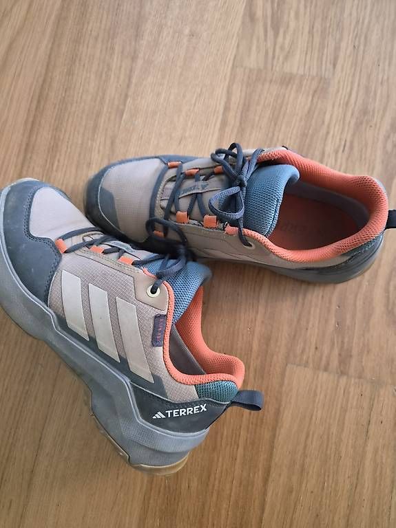 Scarpe da uomo: Terrex Adidas  – Usato da Bremgarten AG venduto da Manuela-S.